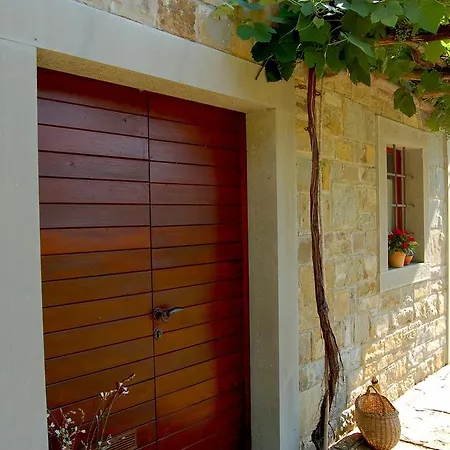 Olivahouse بيت للعطل