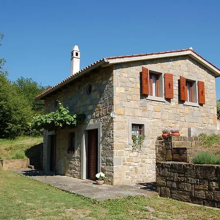 Holiday home Olivahouse